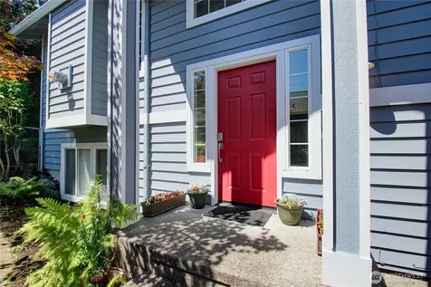 5208 213th Place SW Mountlake Terrace WA 98043