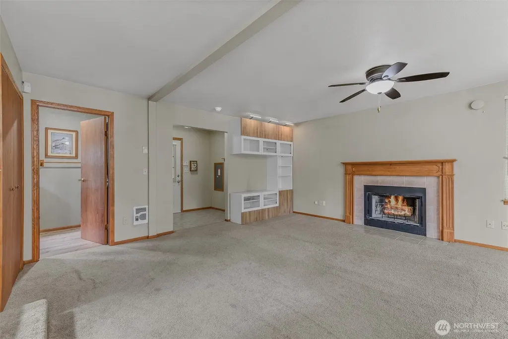 390 E Lakeshore Drive Shelton WA 98584