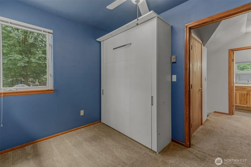 390 E Lakeshore Drive Shelton WA 98584