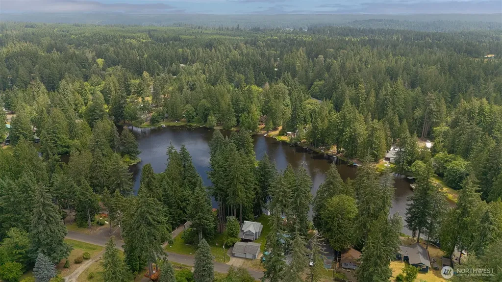 390 E Lakeshore Drive Shelton WA 98584