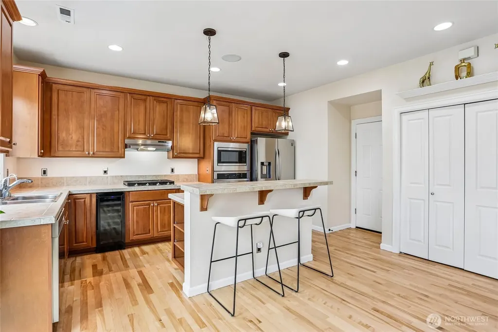 15621 36th Avenue SE Bothell WA 98012