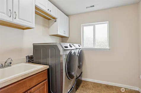 15621 36th Avenue SE Bothell WA 98012