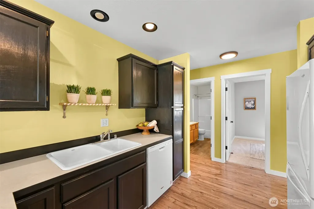 2274 Dogwood Street Lynden WA 98264