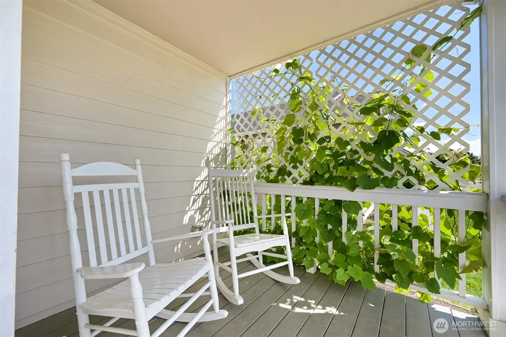 2274 Dogwood Street Lynden WA 98264