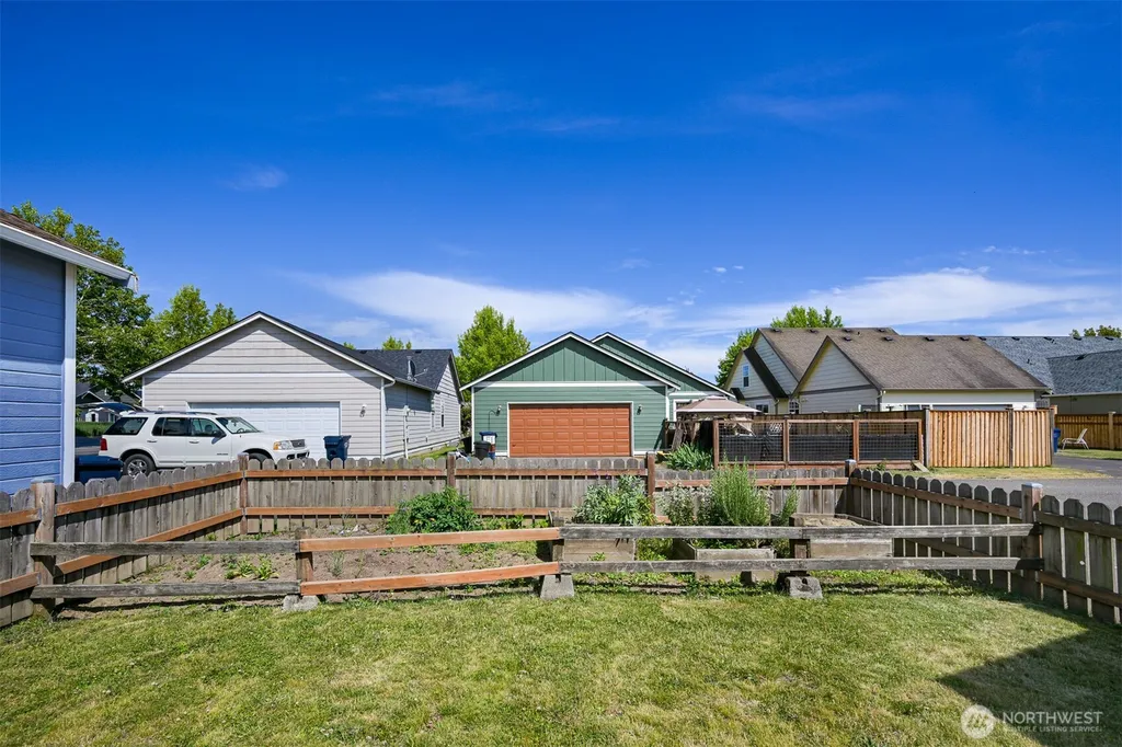 2274 Dogwood Street Lynden WA 98264