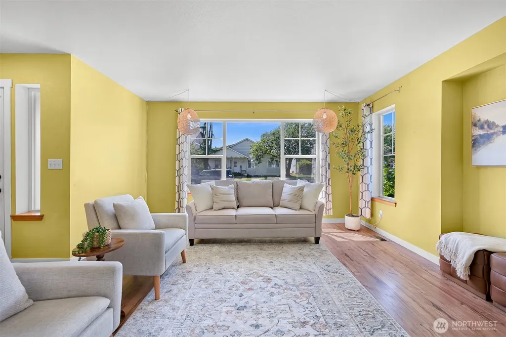 2274 Dogwood Street Lynden WA 98264