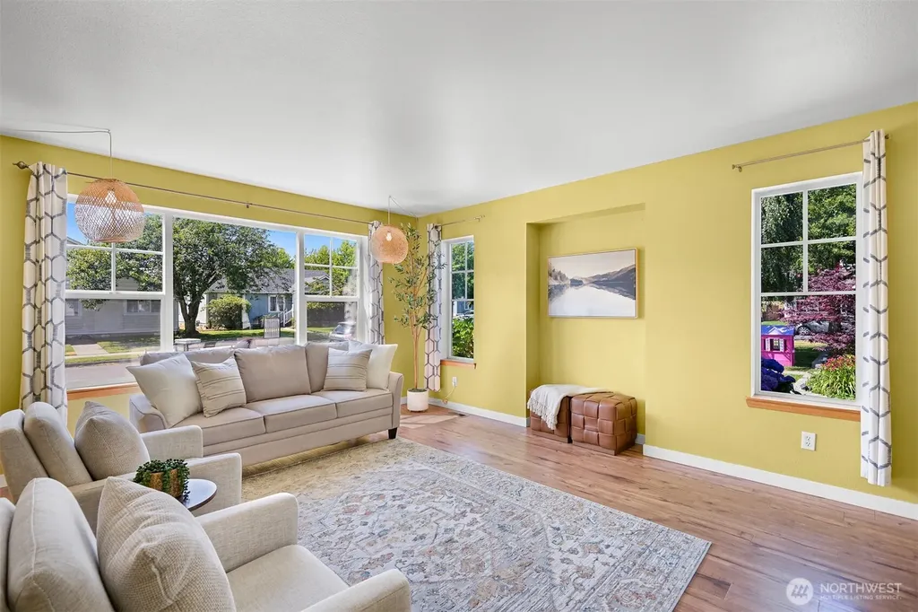 2274 Dogwood Street Lynden WA 98264