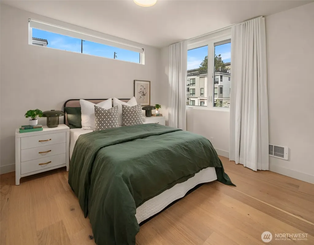 454 NE 40th Street Seattle WA 98105