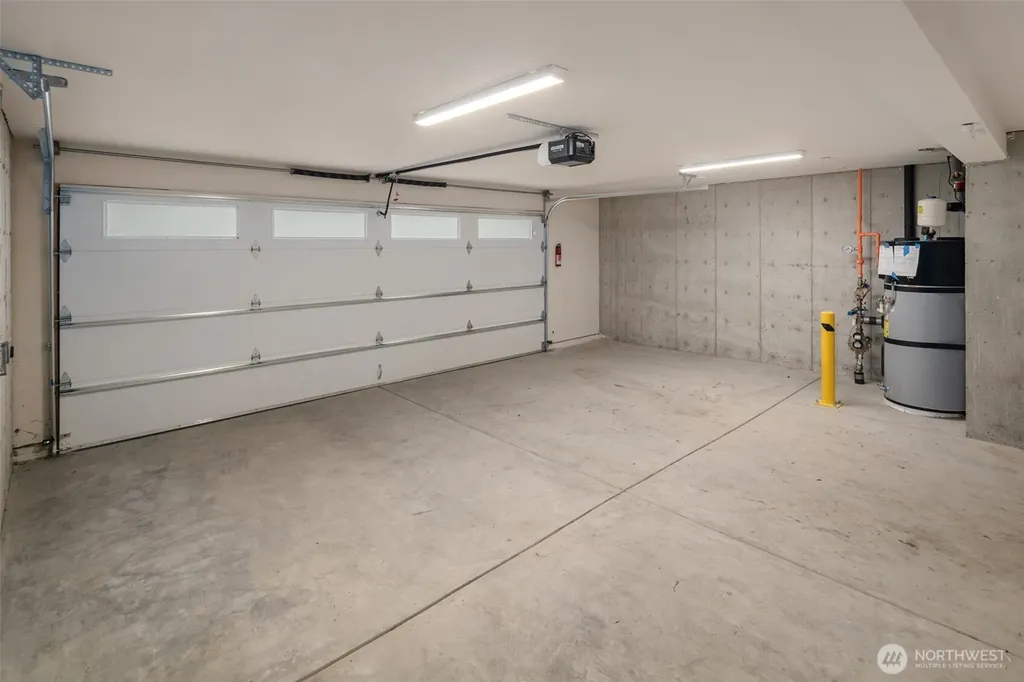 454 NE 40th Street Seattle WA 98105