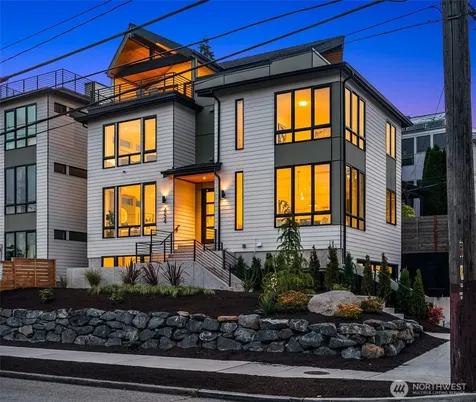 454 NE 40th Street Seattle WA 98105