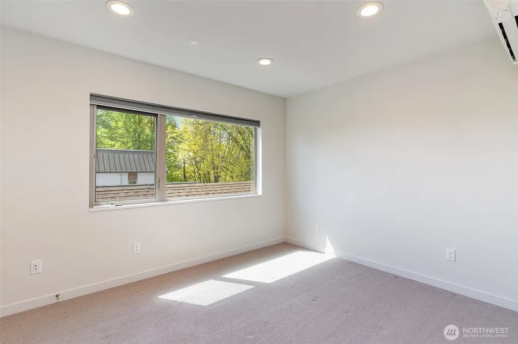 426 26th Avenue S Seattle WA 98144