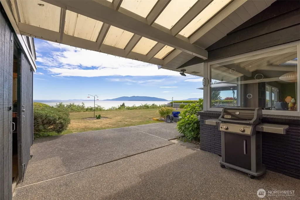 3919 Cliffside Drive Bellingham WA 98225