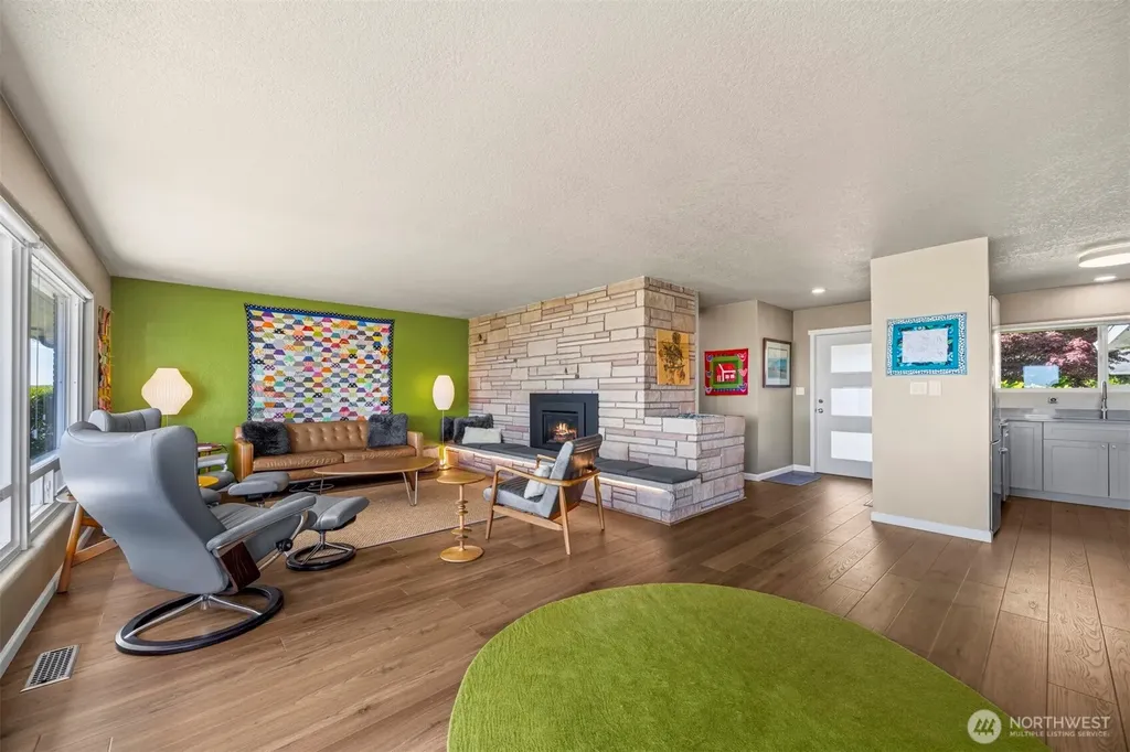 3919 Cliffside Drive Bellingham WA 98225
