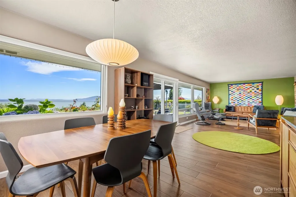 3919 Cliffside Drive Bellingham WA 98225