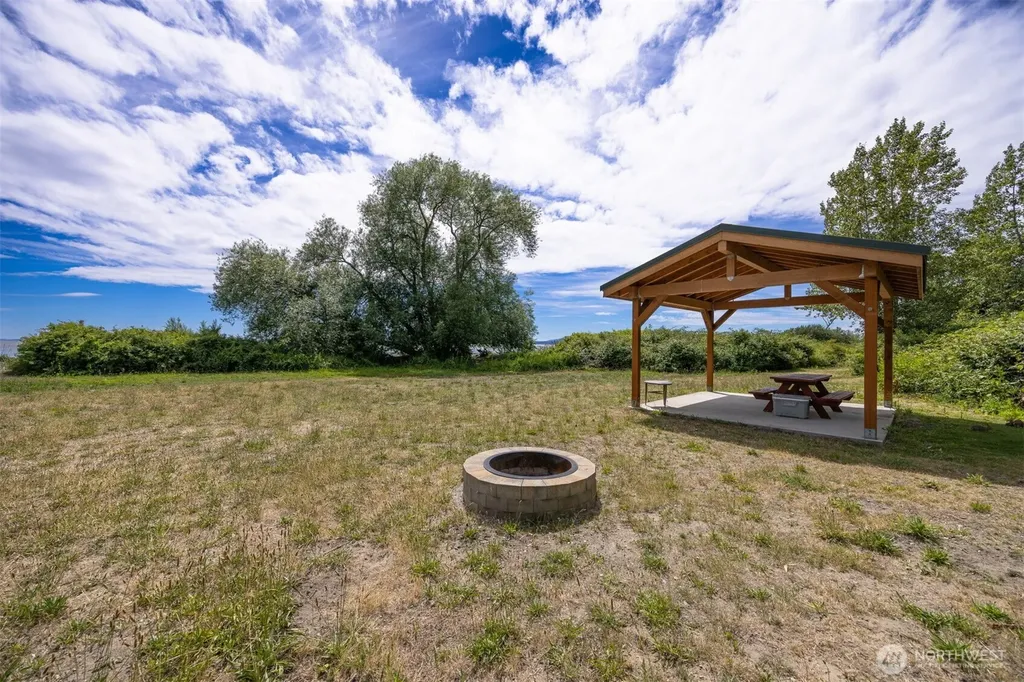 3919 Cliffside Drive Bellingham WA 98225
