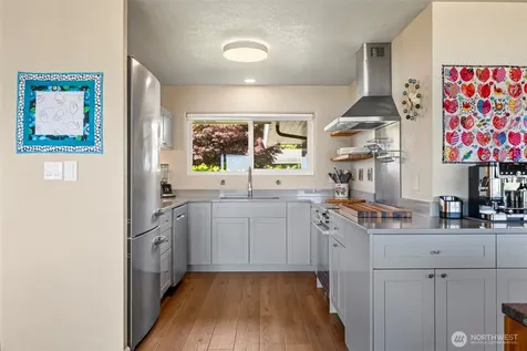 3919 Cliffside Drive Bellingham WA 98225