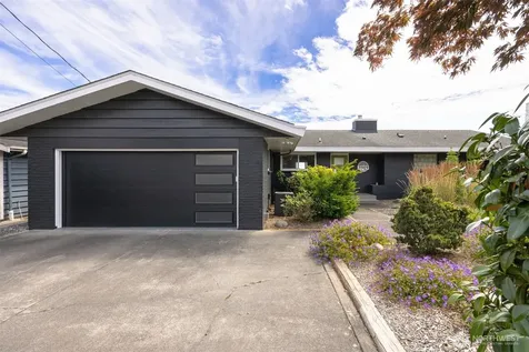 3919 Cliffside Drive Bellingham WA 98225