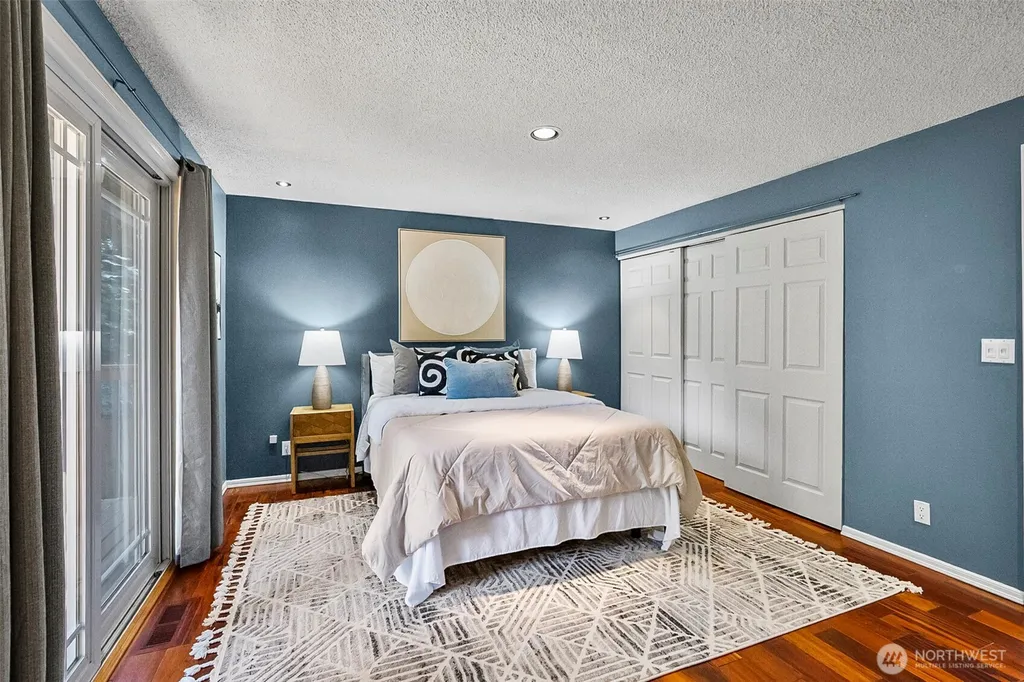 10716 127th Avenue NE Kirkland WA 98033