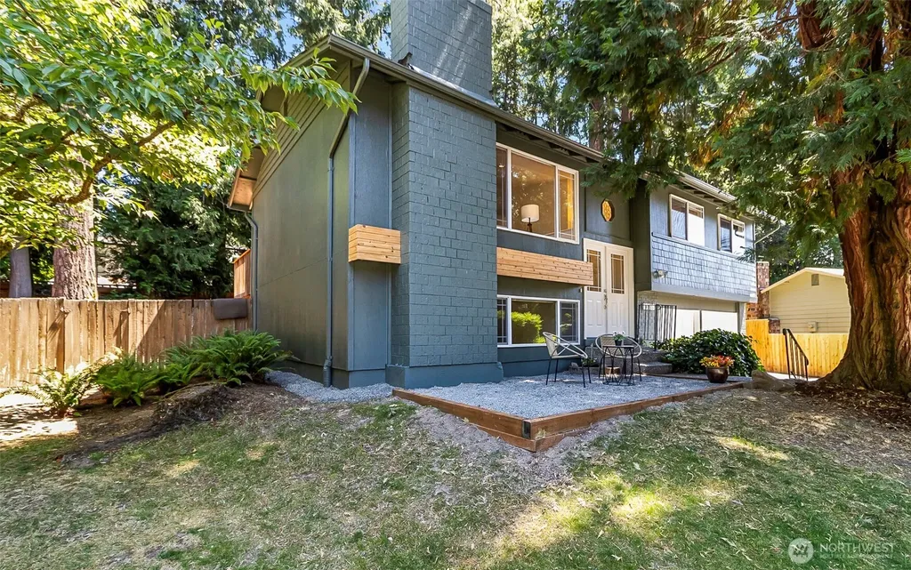 10716 127th Avenue NE Kirkland WA 98033