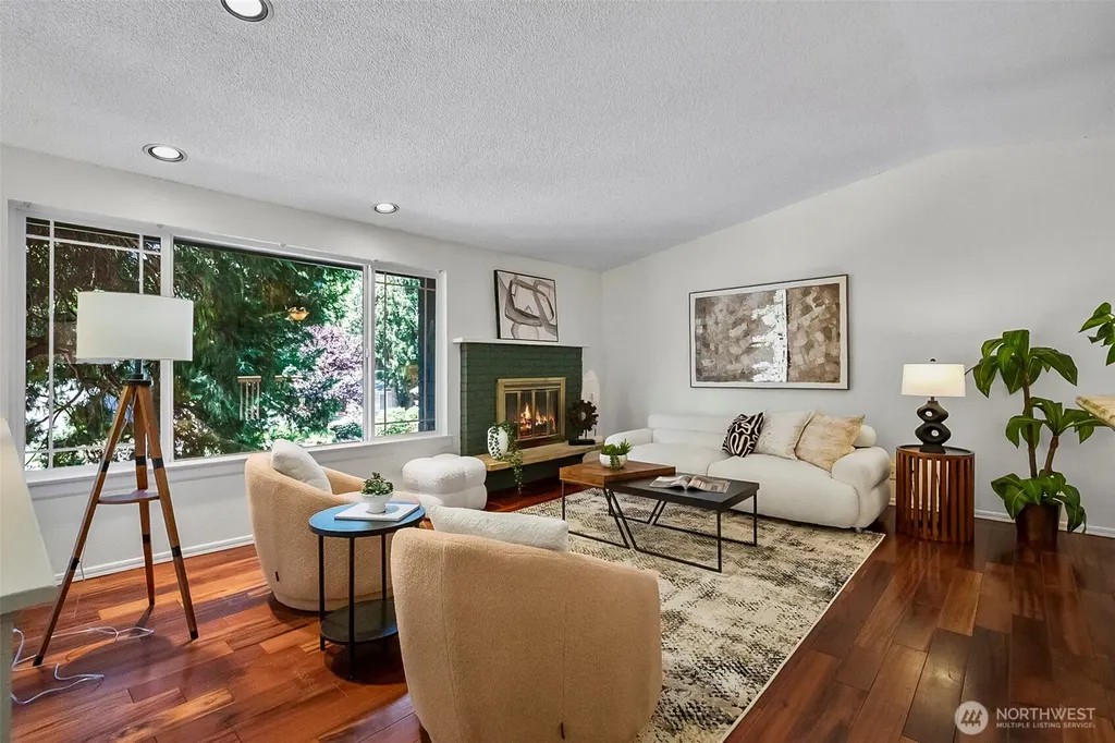 10716 127th Avenue NE Kirkland WA 98033