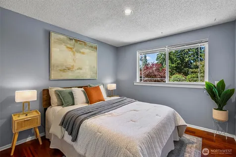 10716 127th Avenue NE Kirkland WA 98033