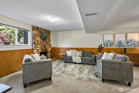 10716 127th Avenue NE Kirkland WA 98033