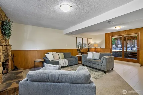 10716 127th Avenue NE Kirkland WA 98033