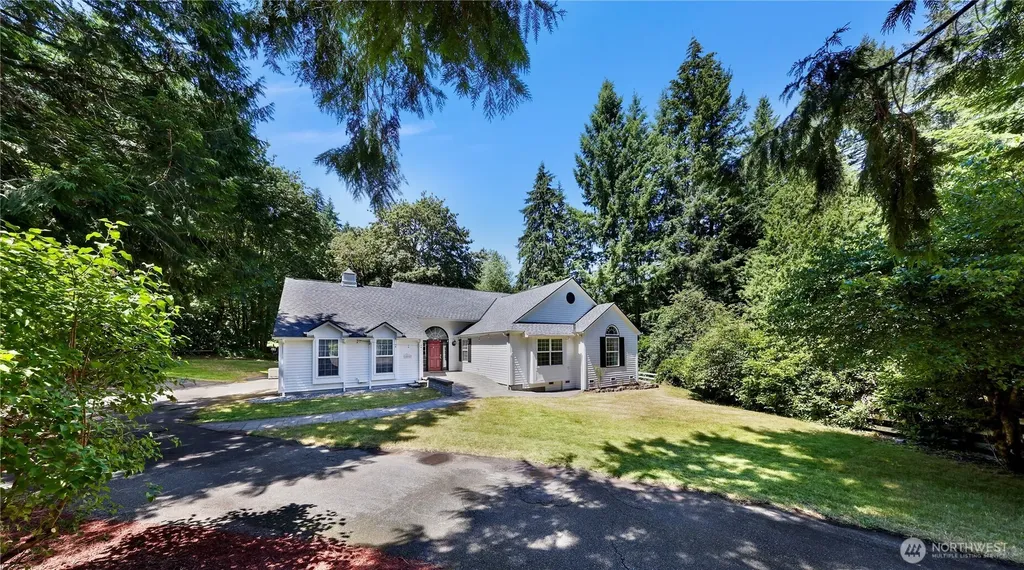 15917 183rd Place NE Woodinville WA 98072