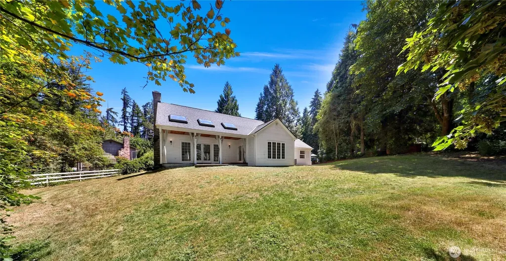 15917 183rd Place NE Woodinville WA 98072