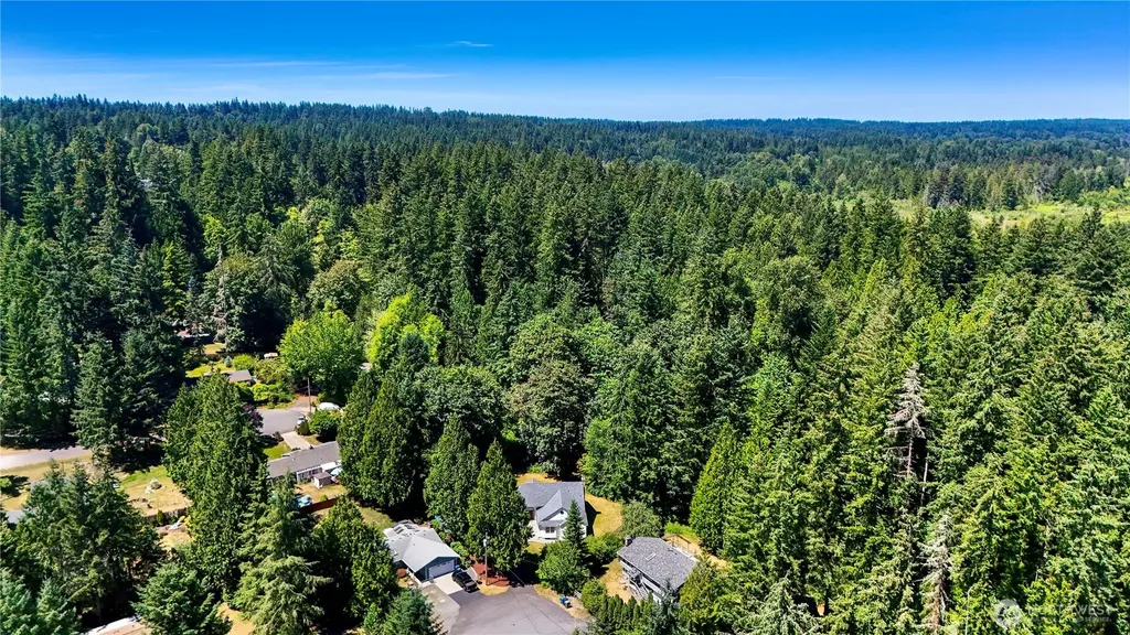 15917 183rd Place NE Woodinville WA 98072