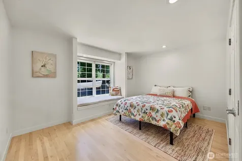 15917 183rd Place NE Woodinville WA 98072