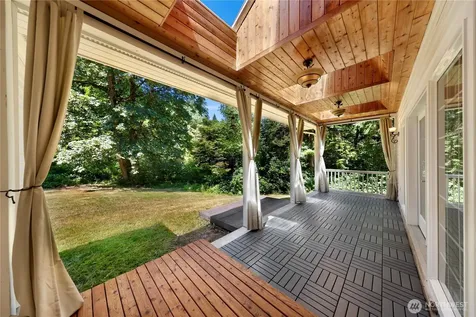 15917 183rd Place NE Woodinville WA 98072
