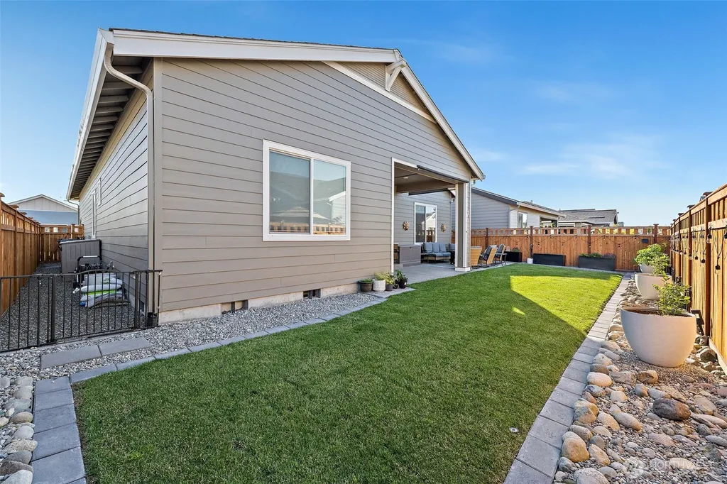 20819 150th Street E Bonney Lake WA 98391