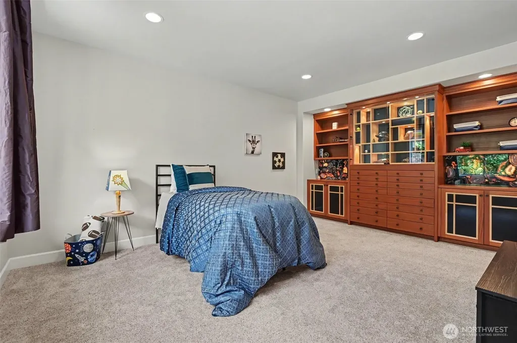28632 SE 8th Street Fall City WA 98024