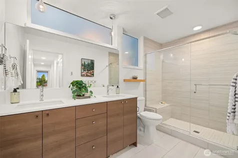 3551 Wallingford Avenue N Seattle WA 98103