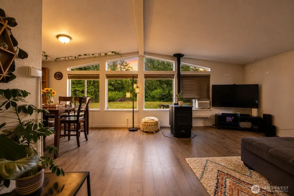 8148 James Tree Lane Blaine WA 98230