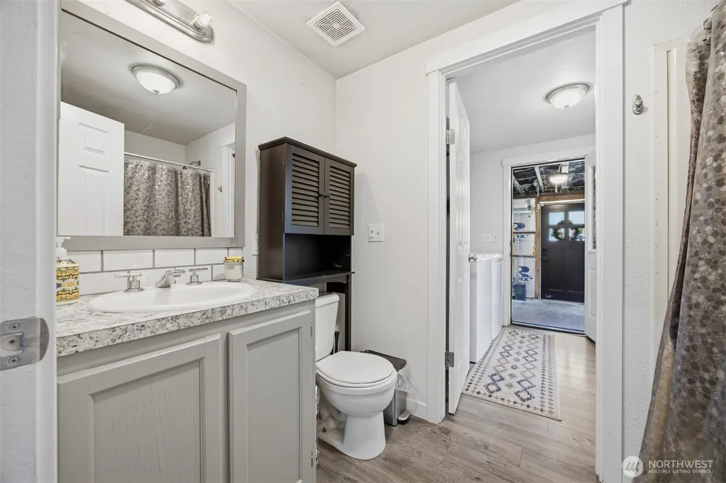 8148 James Tree Lane Blaine WA 98230