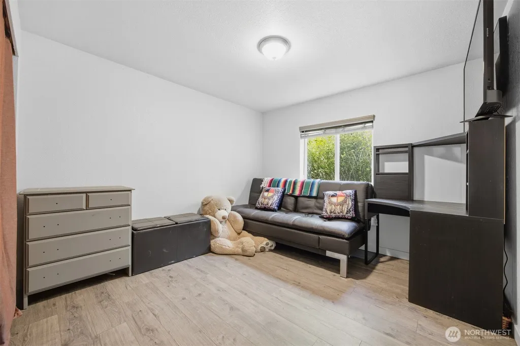 8148 James Tree Lane Blaine WA 98230