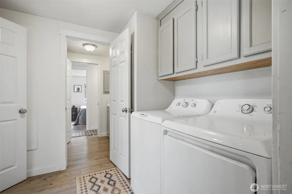 8148 James Tree Lane Blaine WA 98230