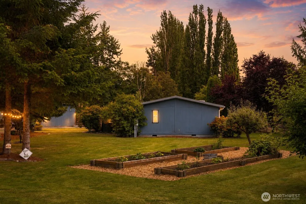 8148 James Tree Lane Blaine WA 98230