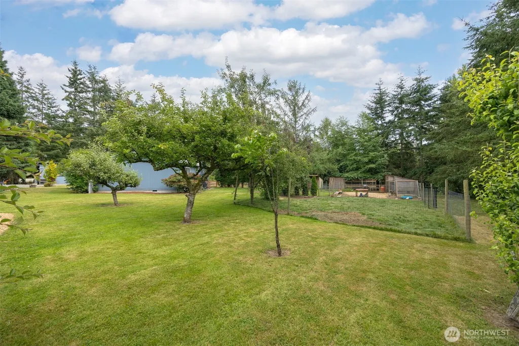 8148 James Tree Lane Blaine WA 98230