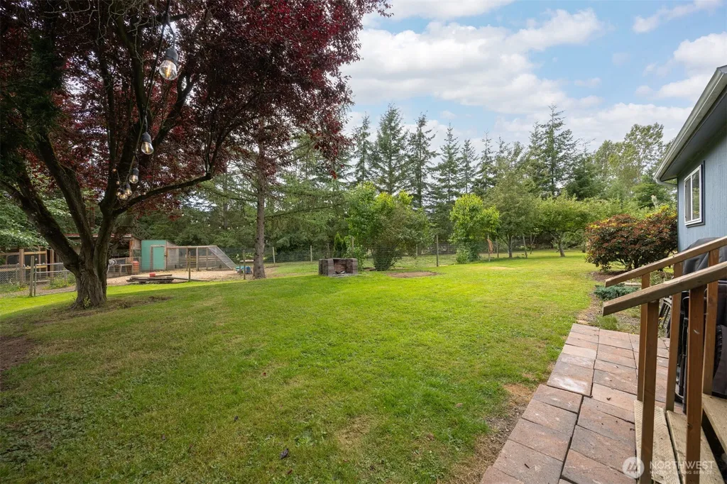 8148 James Tree Lane Blaine WA 98230
