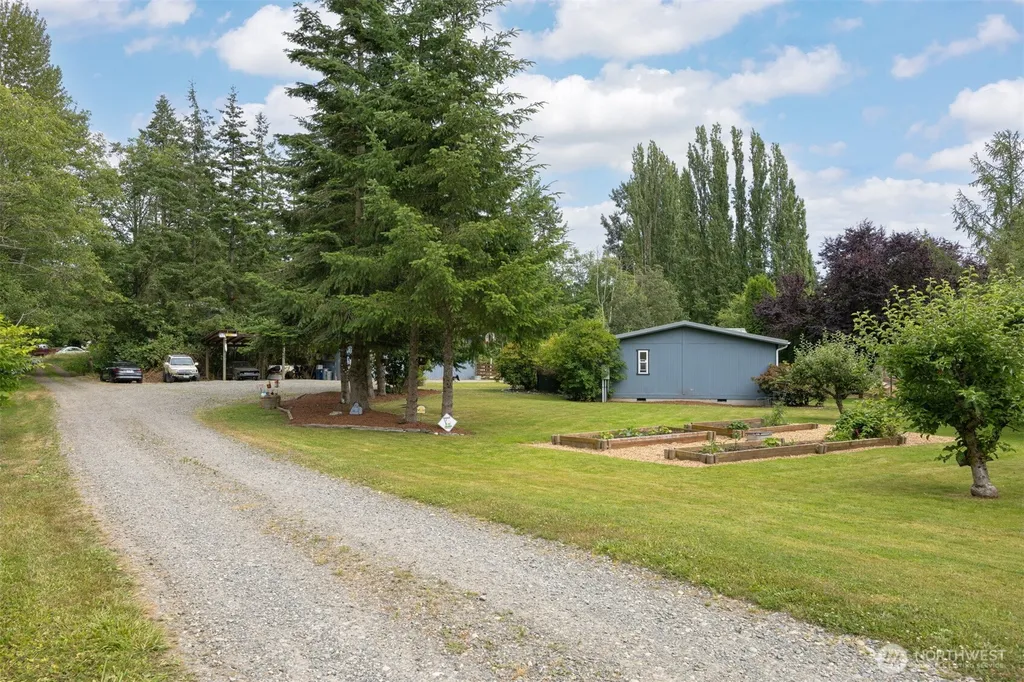 8148 James Tree Lane Blaine WA 98230