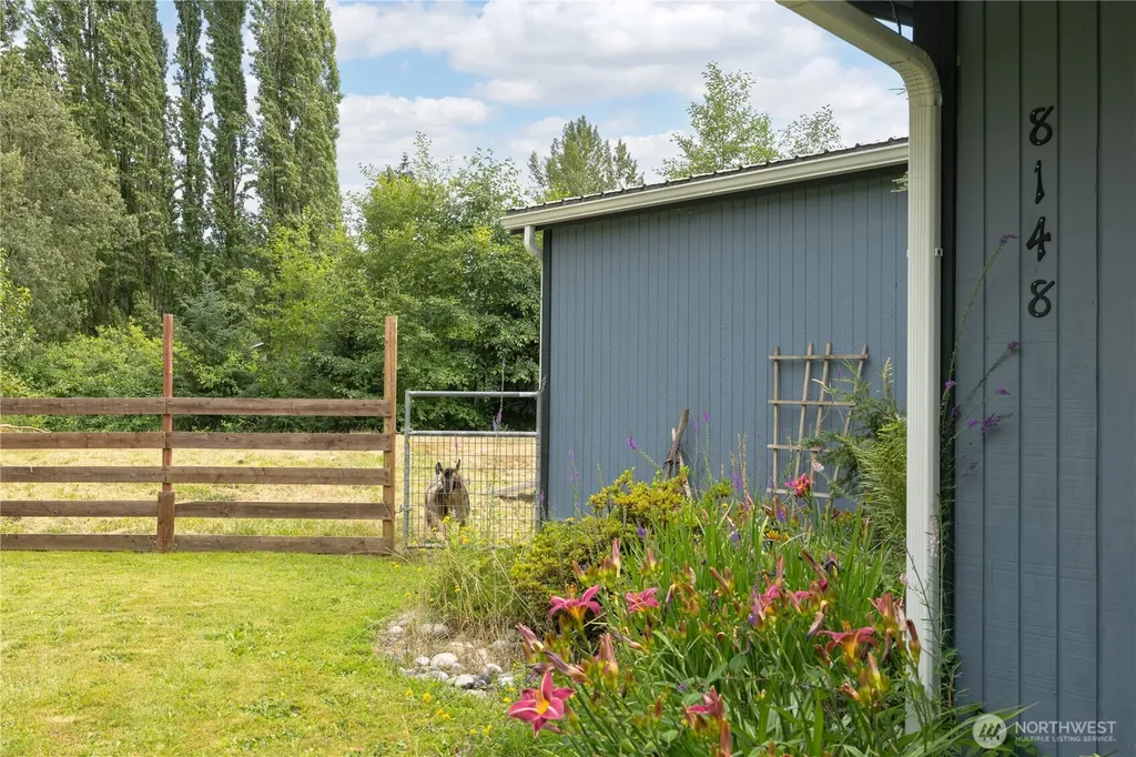 8148 James Tree Lane Blaine WA 98230