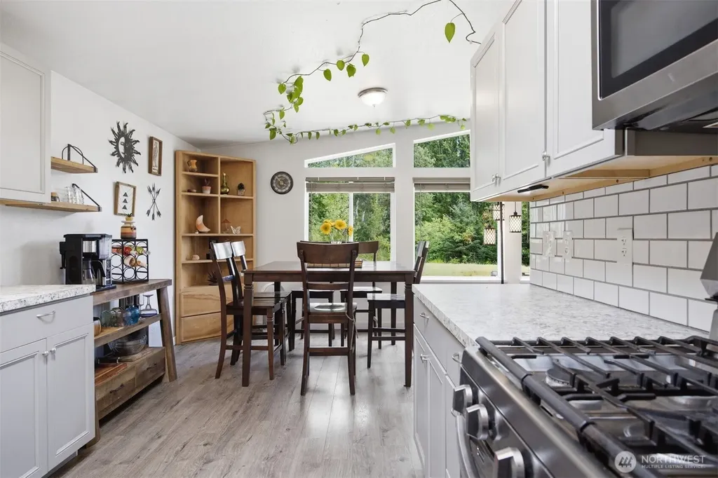 8148 James Tree Lane Blaine WA 98230