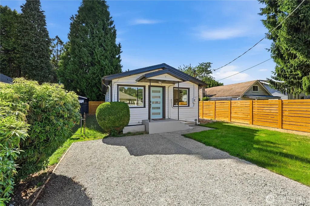 12215 44th Avenue S Tukwila WA 98178