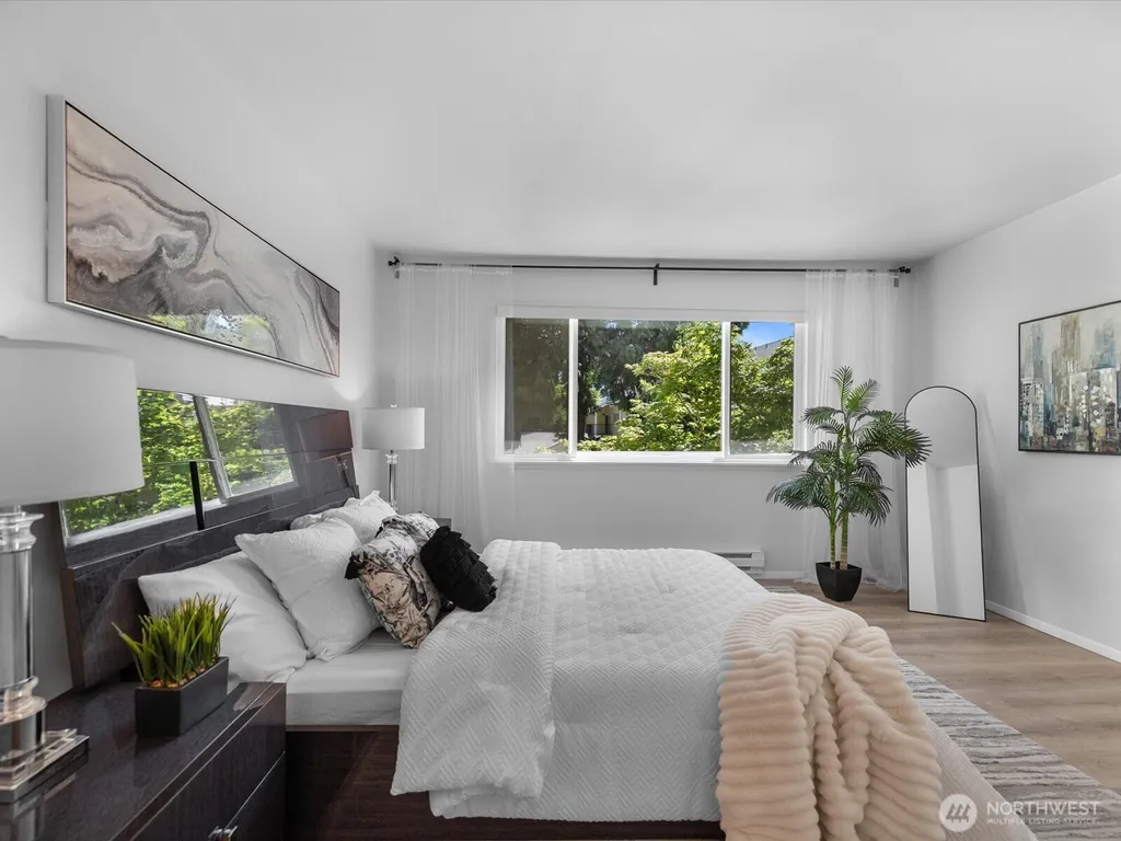 14601 NE 50th Place Bellevue WA 98007