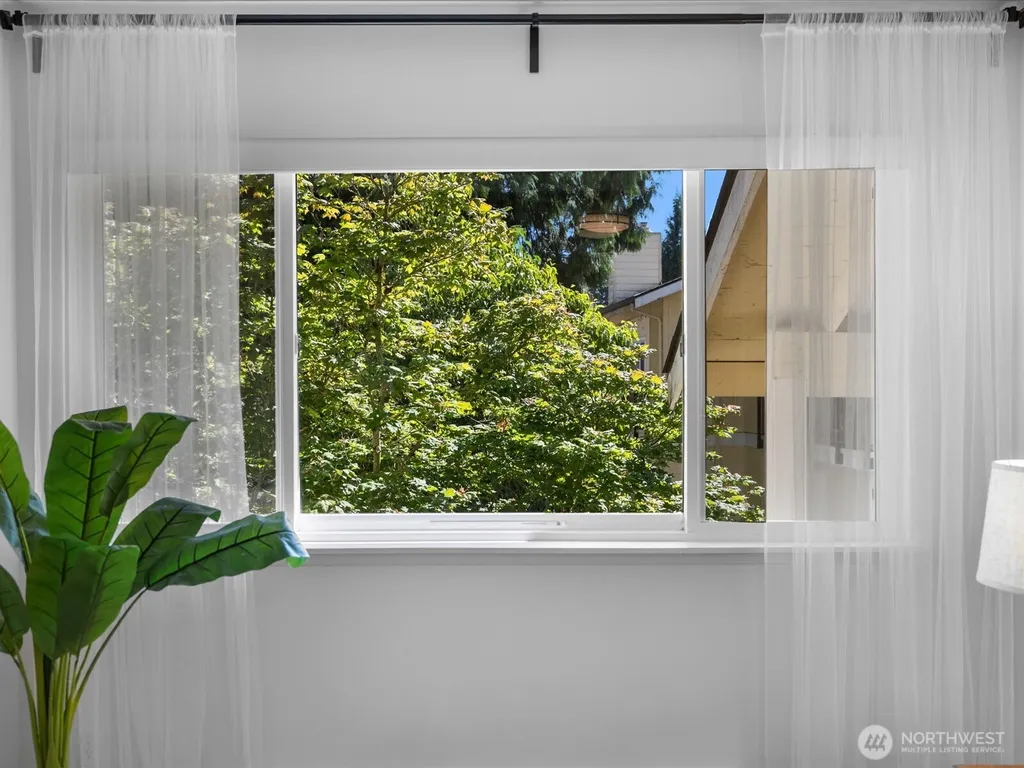 14601 NE 50th Place Bellevue WA 98007