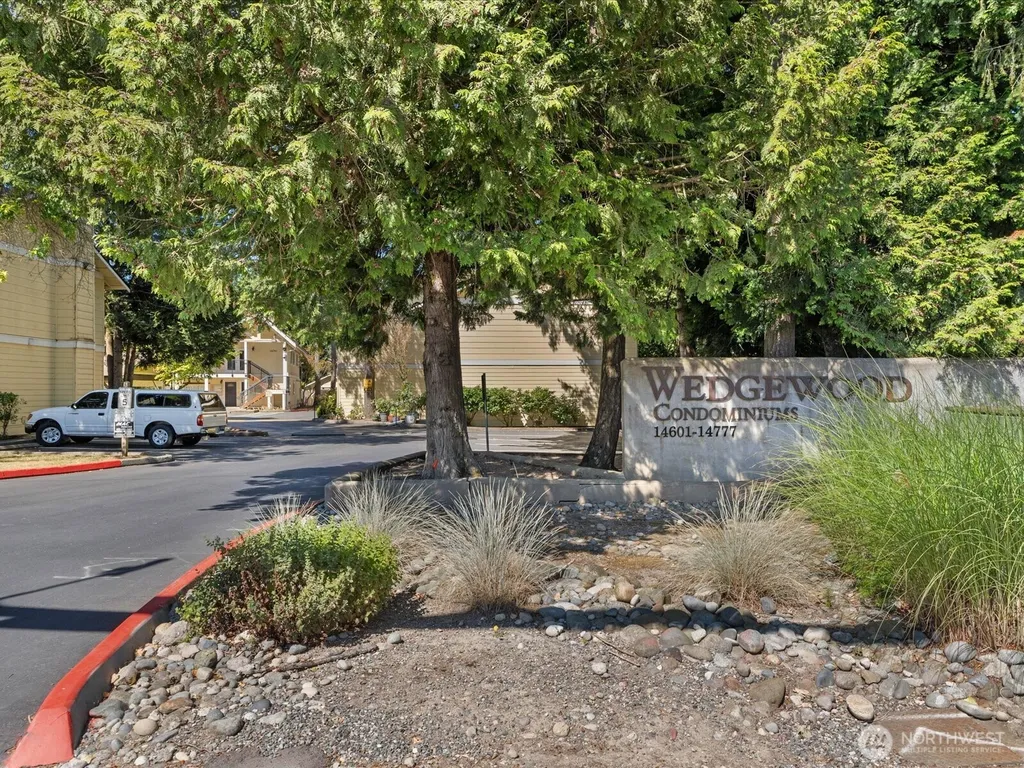14601 NE 50th Place Bellevue WA 98007