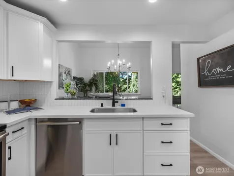 14601 NE 50th Place Bellevue WA 98007